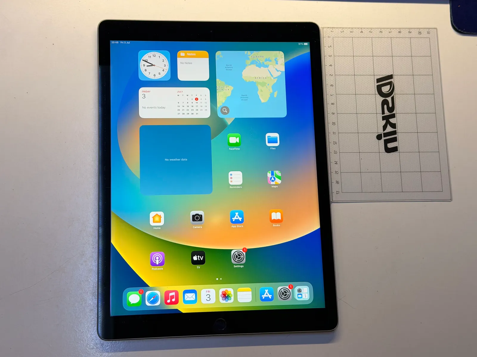 Apple Ipad pro 12.9inch 1st gen.