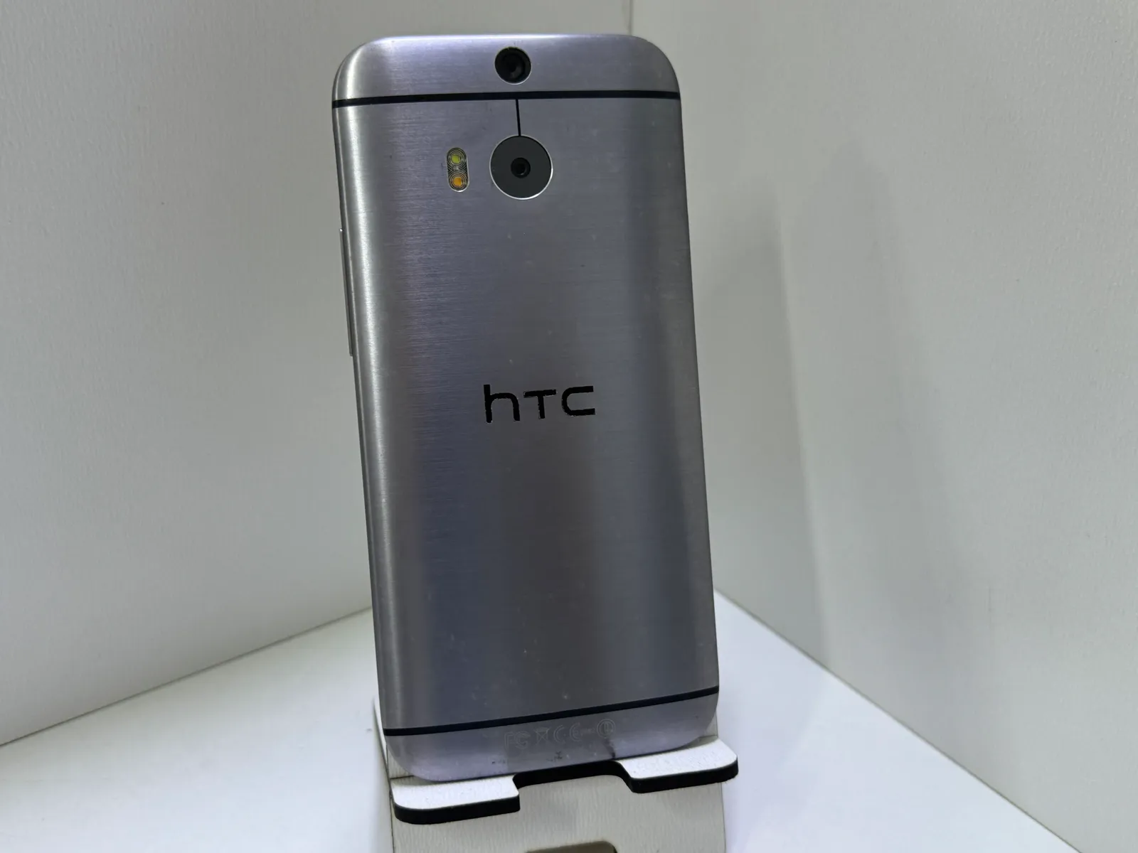 Lcd i kuciste za Htc M8