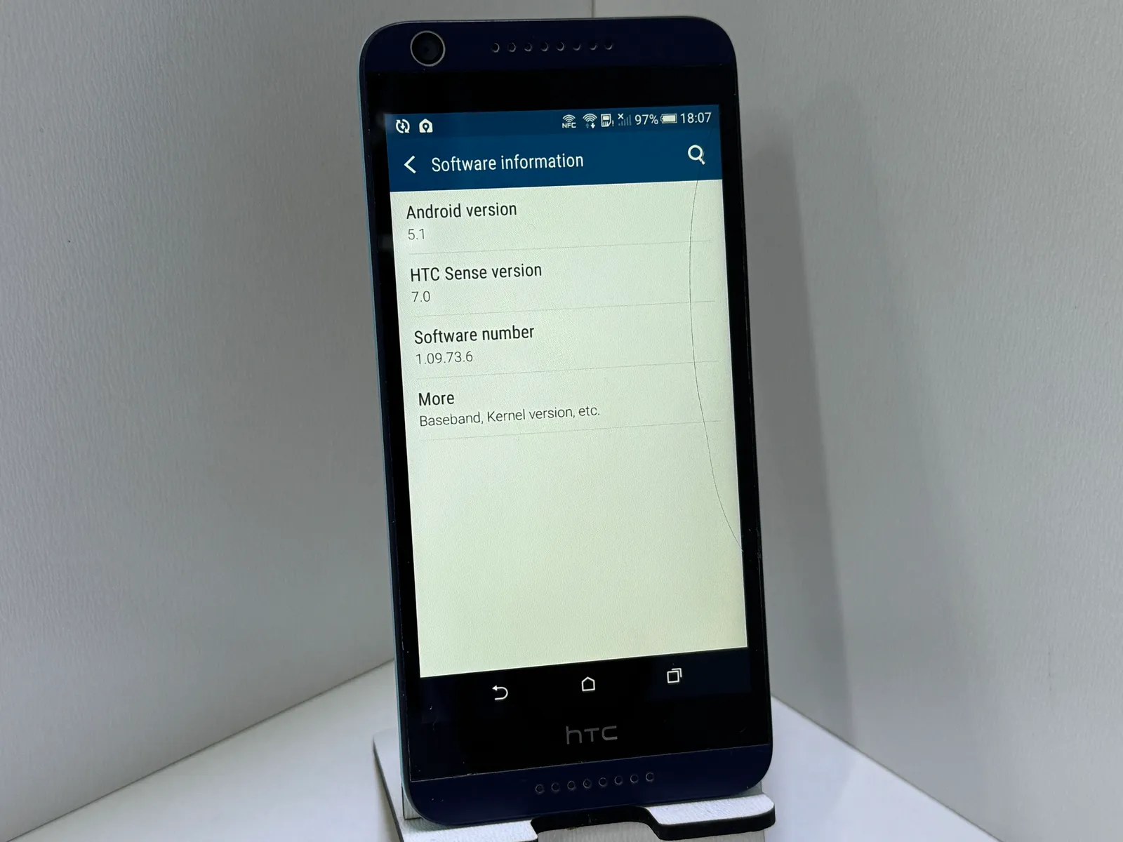Lcd i kuciste za HTC desire 626