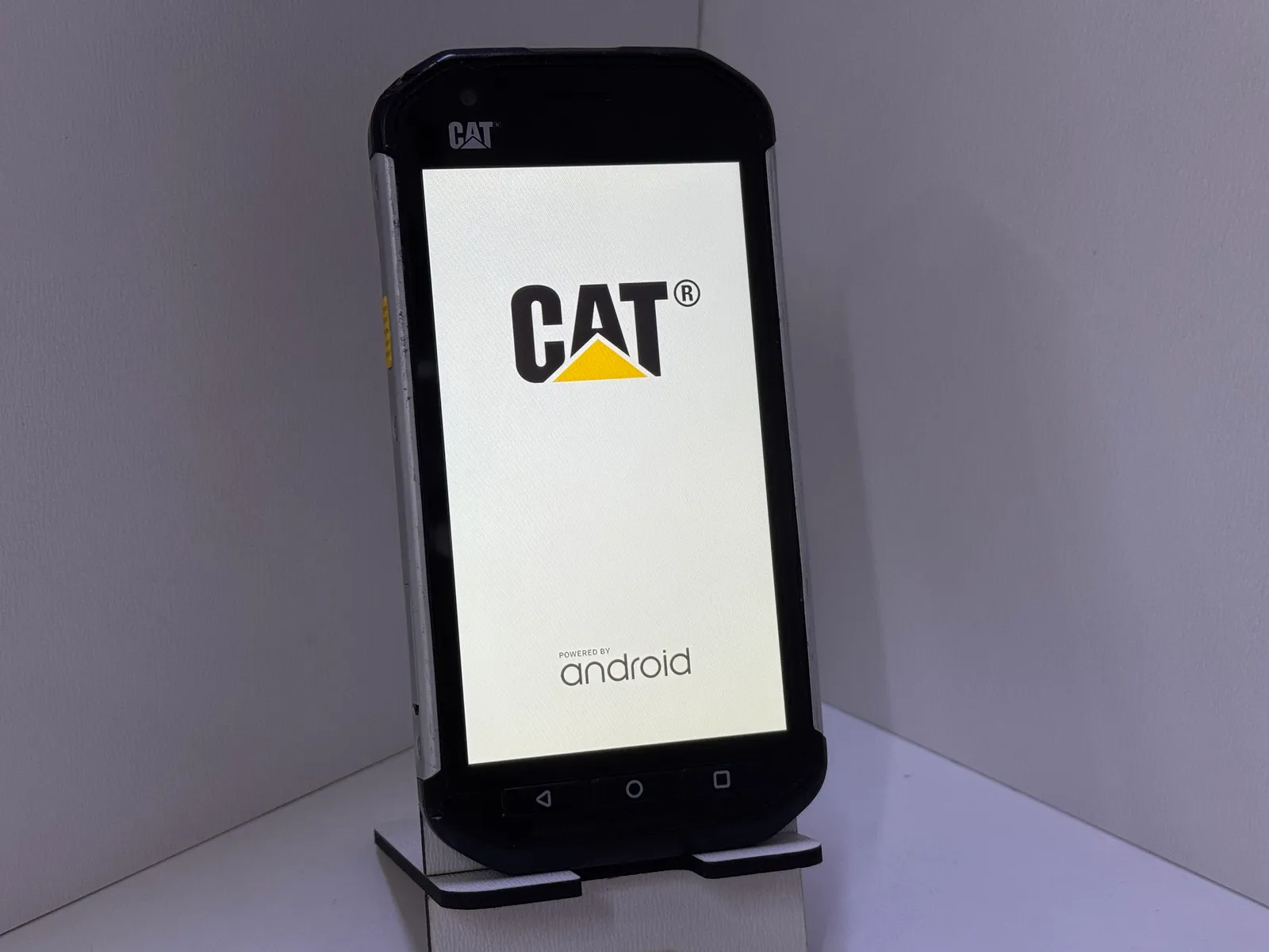 Lcd i kuciste za Cat S40