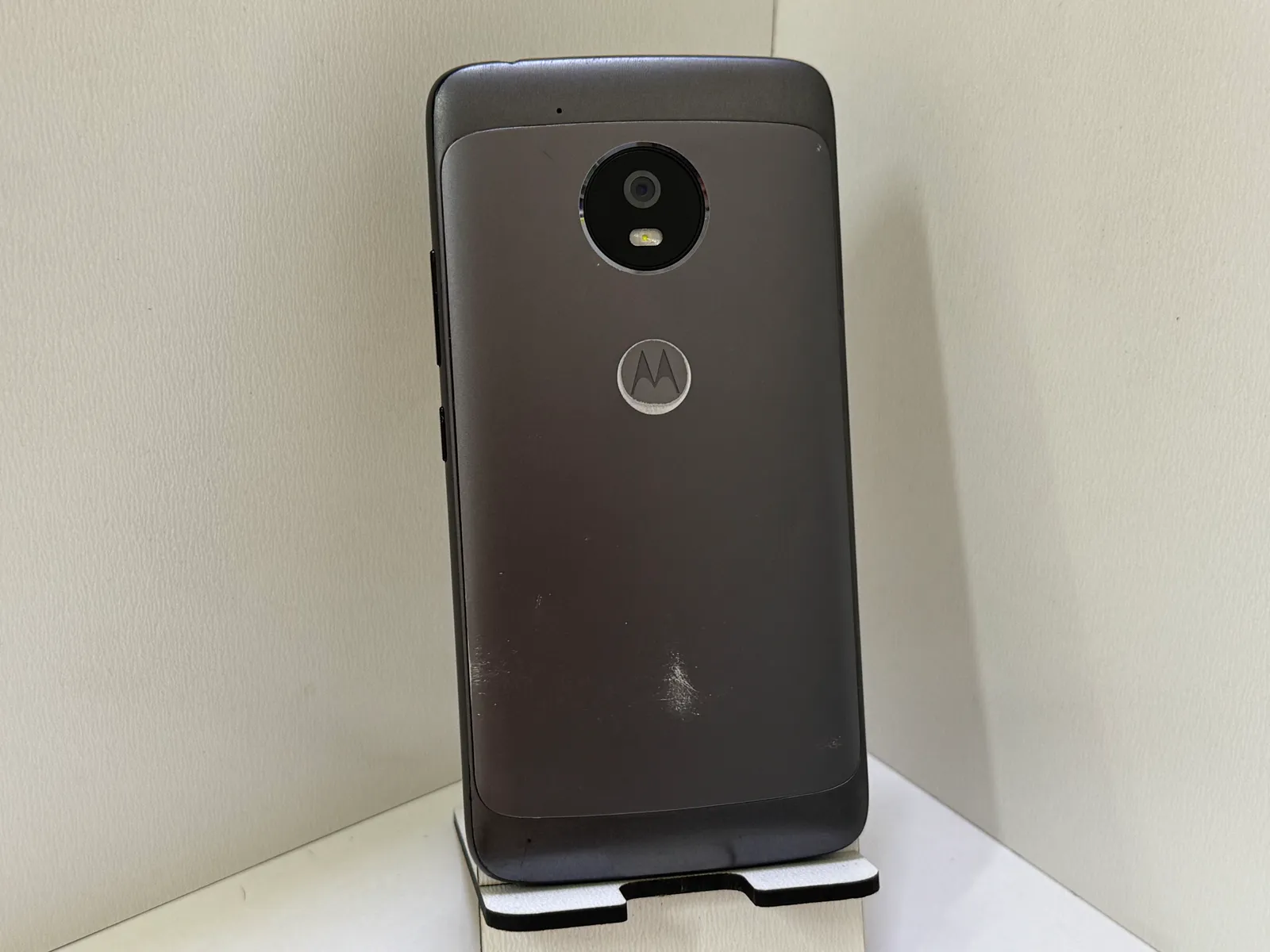 Lcd i kuciste za Motorola Moto G5
